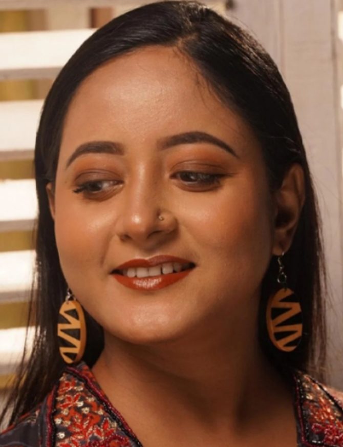 Advika Wooden Earrings