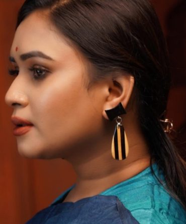 Kairavi Wooden Earrings