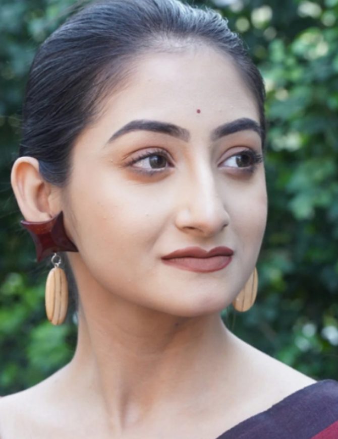 Lata Wooden Earrings