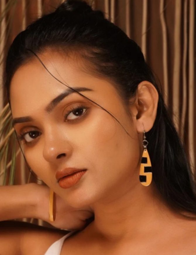 Mohana Wooden Earrings