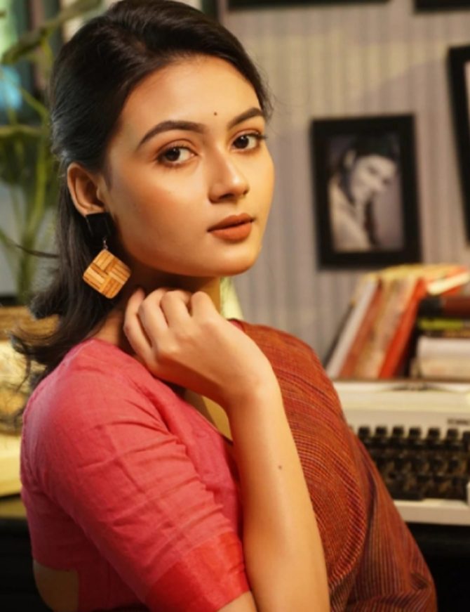 Niraja Wooden Earrings